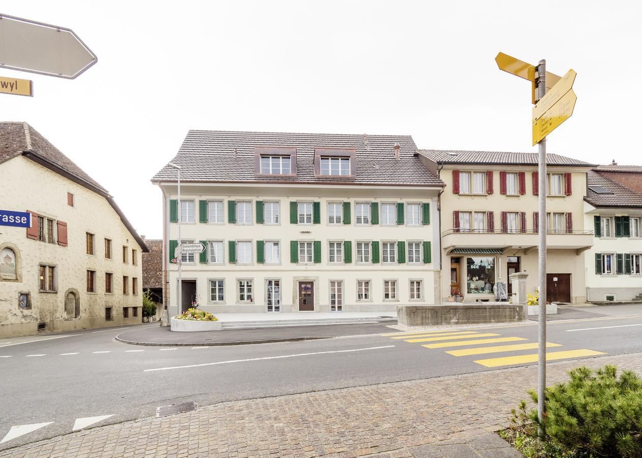 Aparthotel Baeren Seengen エクステリア 写真